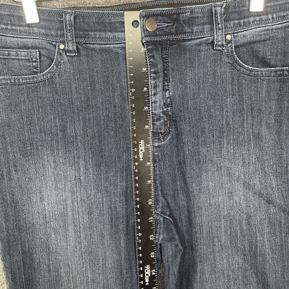 Chicos Jeans Womens 1 US 8 Medium Crop Blue Fabulously Slimming Straight Stretch - Picture 6 of 11